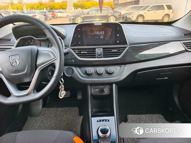 Baojun 310 2019 Белый из Китая, фото 2