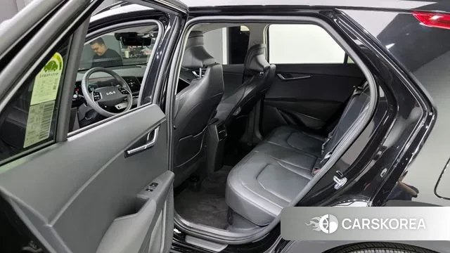 Kia Di Ol Nu Niro 2024 Черный из Кореи, фото 2