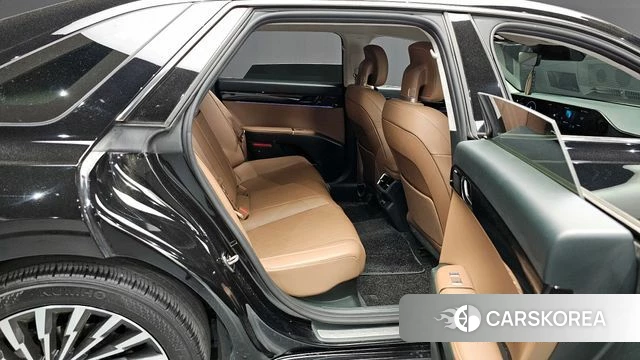 Hyundai Grandeur Hybrid (GN7) 2023 Черный из Кореи, фото 2