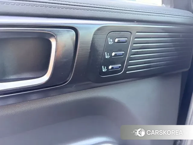 Hyundai Santa Fe (MX5) 2023 Черный из Кореи, фото 2