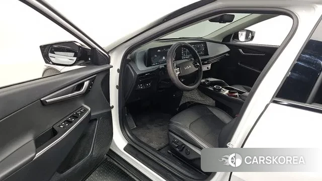 Kia EV6 2023 Белый из Кореи, фото 2