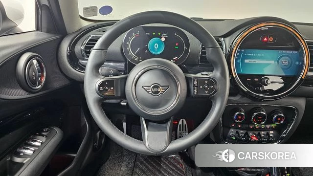 Mini Cooper Clubman 2022 Серебряный двухцветный из Кореи, фото 2