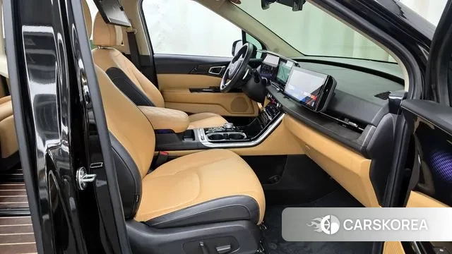 Kia Carnival 4th generation 2023 Черный из Кореи, фото 2