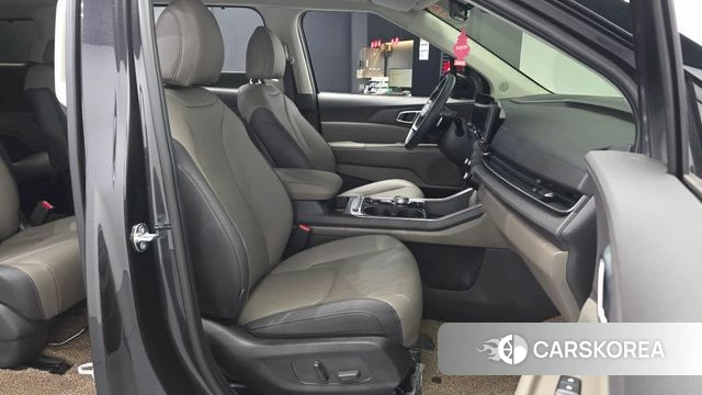 Kia The New Carnival 4th Generation 2025 Серый из Кореи, фото 2