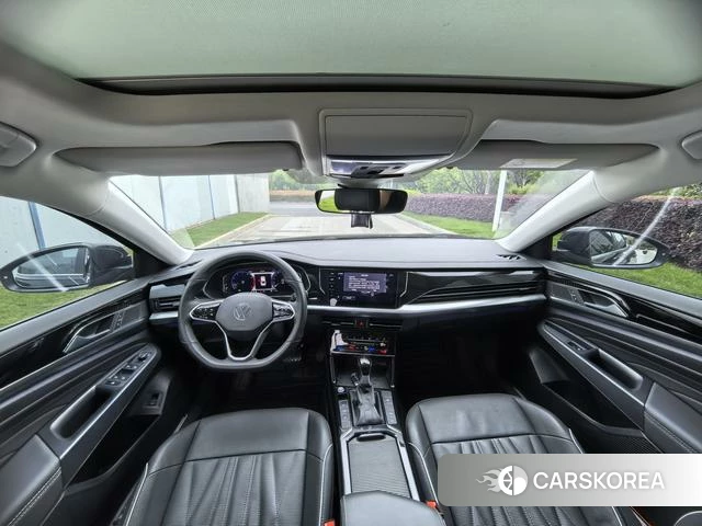 Volkswagen Passat 2022 Черный из Китая, фото 2