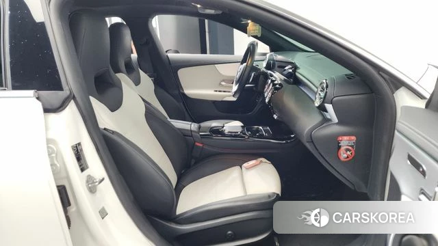 Mercedes-Benz CLA-Class C118 2020 Белый из Кореи, фото 2