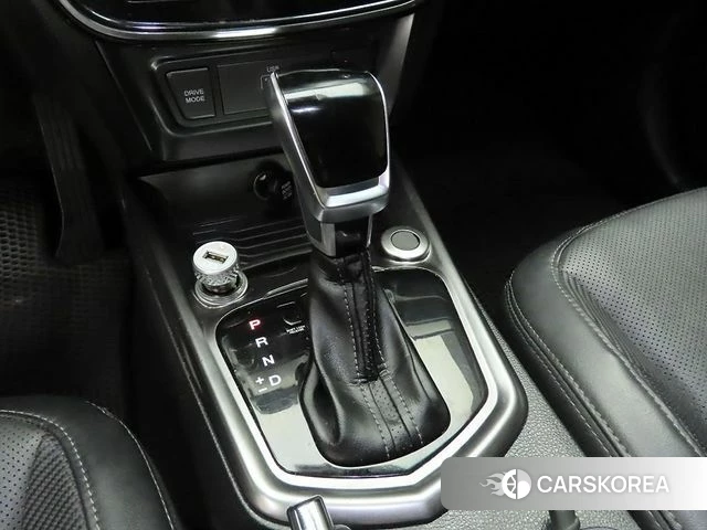 Ssangyong Berry New Tivoli 2022 Красный из Кореи, фото 2