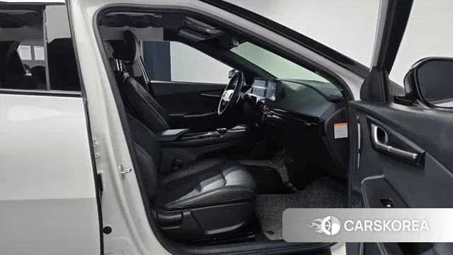 Kia EV6 2023 Белый из Кореи, фото 2