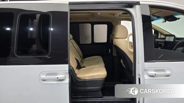 Hyundai Staria 2024 Белый из Кореи, фото 2