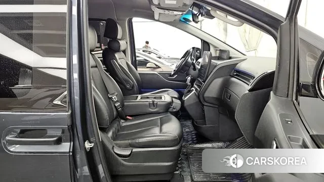 Hyundai Staria 2022 Серый из Кореи, фото 2