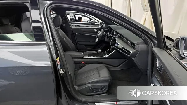 Audi A6 (C8) 2021 Серый из Кореи, фото 2