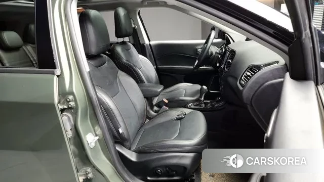 Jeep Compass 2nd Generation 2020 Зеленый из Кореи, фото 2