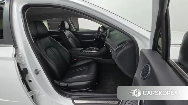 Hyundai Sonata (DN8) 2023 Белый из Кореи, фото 2