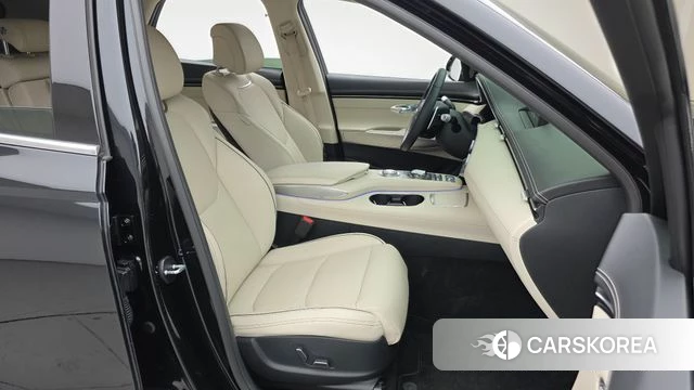 Genesis GV70 2023 Черный из Кореи, фото 2