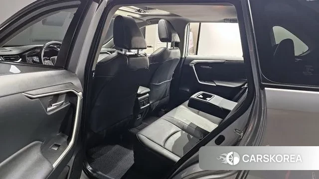 Toyota RAV4 5th Generation 2019 Серебряный из Кореи, фото 2