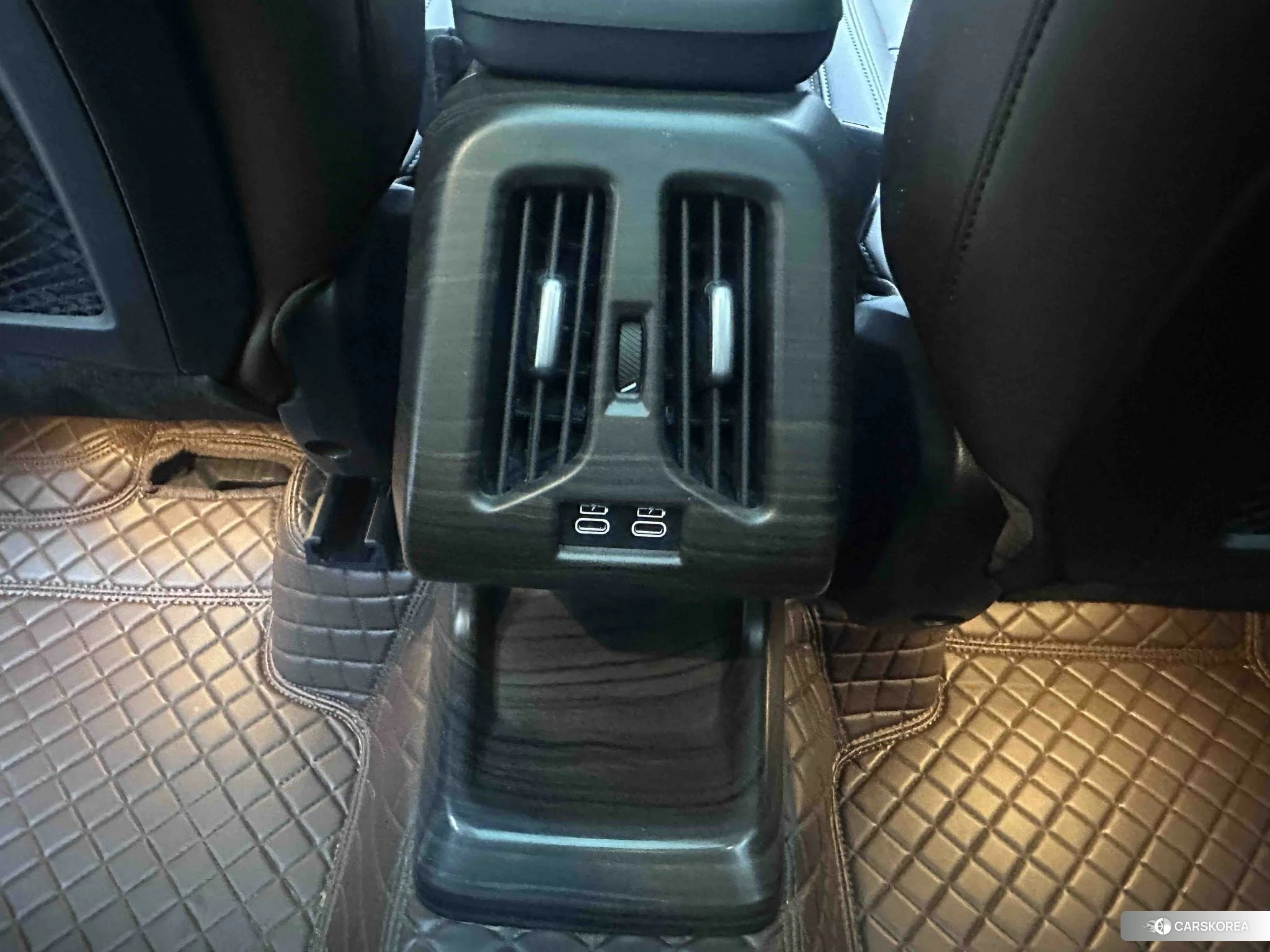 BMW X1 2023 Белый из Китая, фото 2