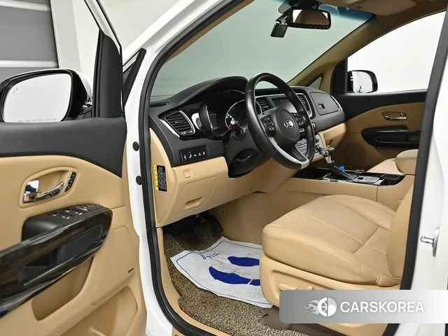 Kia The New Carnival 2018 Белый из Кореи, фото 2
