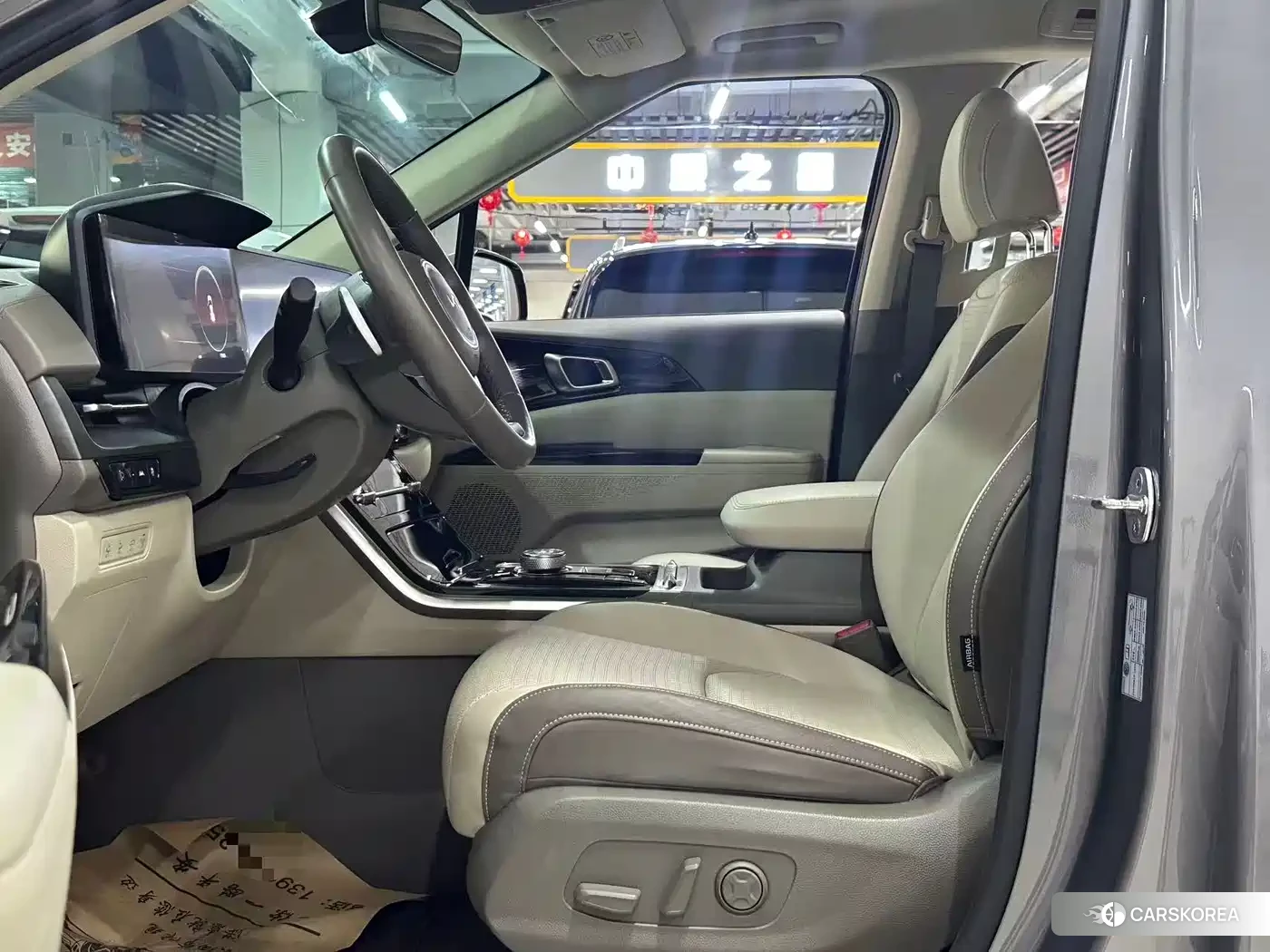 Kia Carnival 2022 Silver/gray из Китая, фото 2