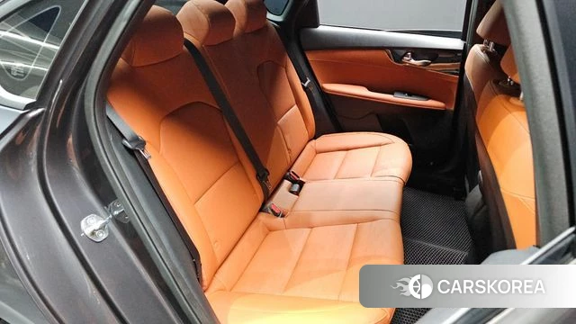 Kia The New K3 2nd generation 2023 Серый из Кореи, фото 2