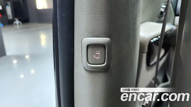 Kia The New Carnival 2018 Черный из Кореи, фото 2