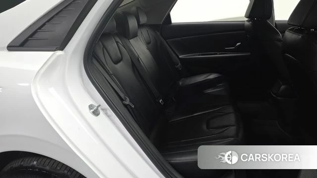 Hyundai Avante (CN7) 2021 Белый из Кореи, фото 2