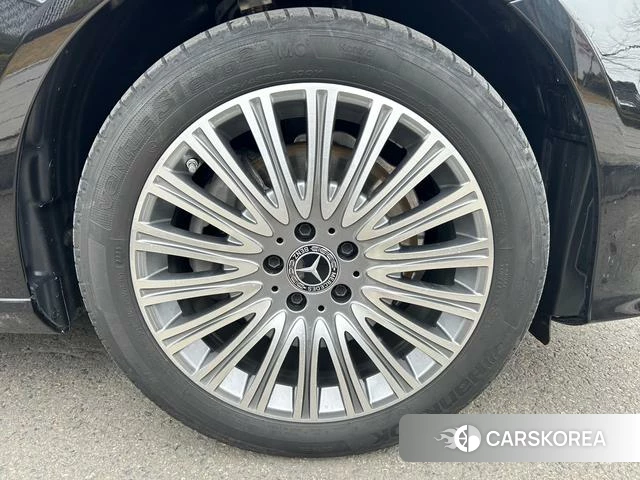 Mercedes-Benz E-class 2023 Черный из Китая, фото 2