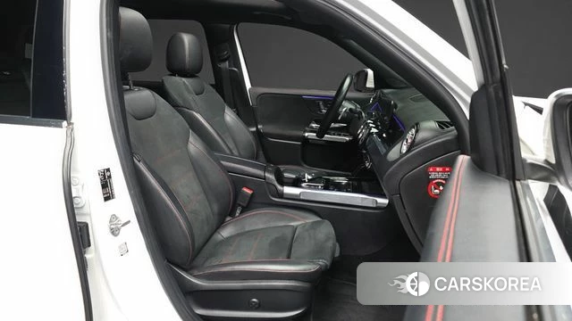 Mercedes-Benz GLB-Class X247 2021 Белый из Кореи, фото 2