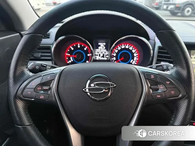 Ssangyong Tivoli Armor 2018 Серебряный из Кореи, фото 2