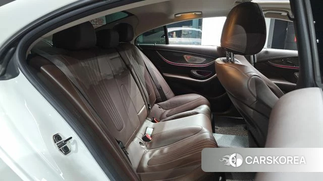 Mercedes-Benz CLS-Class C257 2020 Белый из Кореи, фото 2