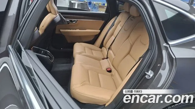 Volvo S90 2024 Серый из Кореи, фото 2