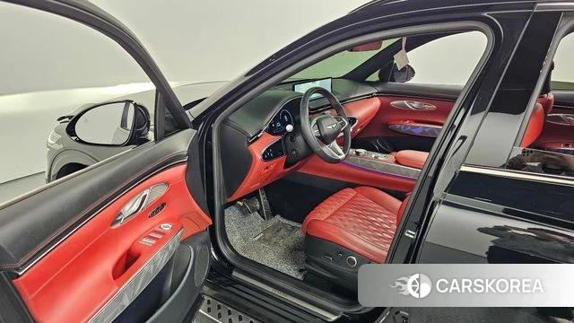 Genesis GV70 2024 Черный из Кореи, фото 2