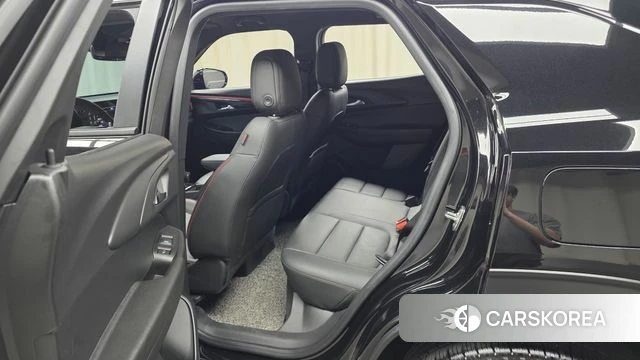 Chevrolet (GM Daewoo) The New Trail Blazer 2024 Черный из Кореи, фото 2