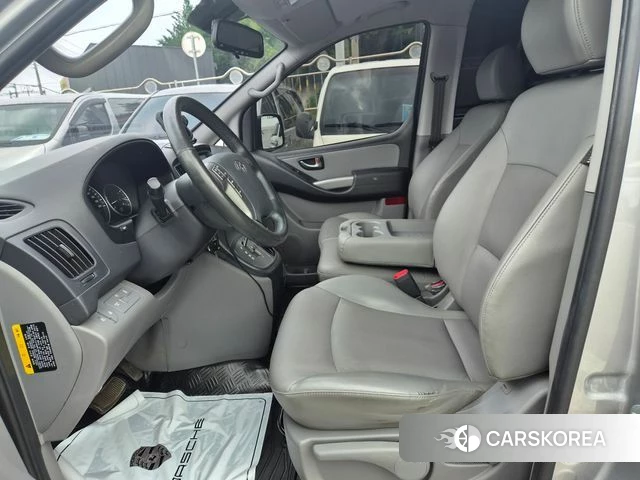 Hyundai The New Grand Starex 2018 Серебристо-серый из Кореи, фото 2