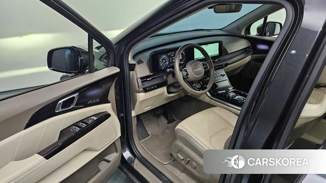 Kia Carnival 4th generation 2023 Серый из Кореи, фото 2