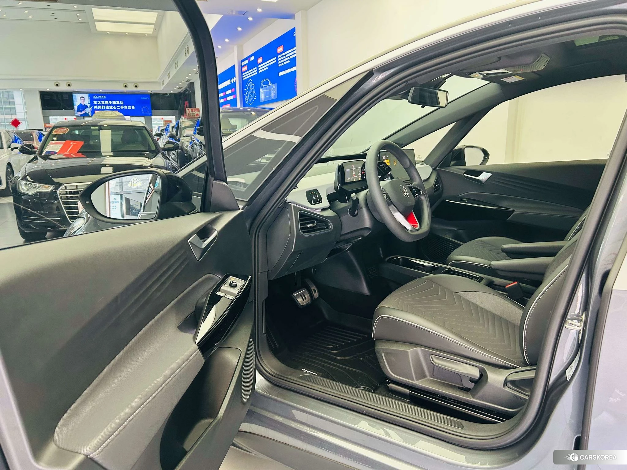 Volkswagen ID.3 2021 Темно-серый из Китая, фото 2