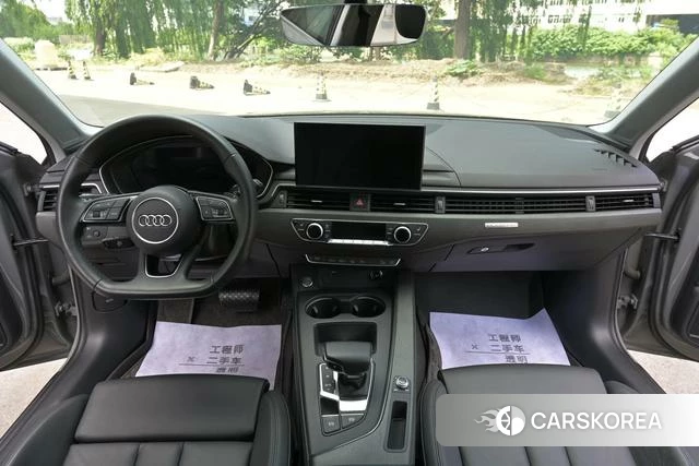 Audi A4 (import) 2021 Темно-серый из Китая, фото 2