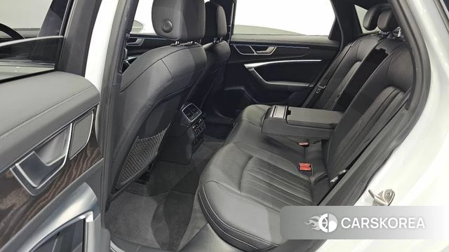 Audi A6 (C8) 2021 Белый из Кореи, фото 2