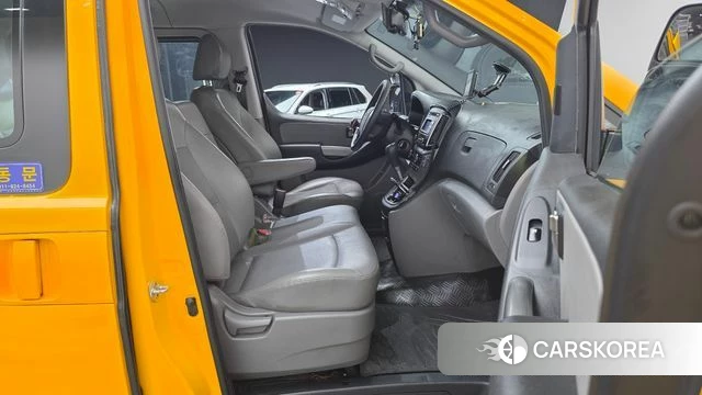 Hyundai The New Grand Starex 2018 Желтый из Кореи, фото 2