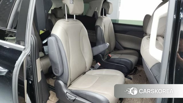 Kia The New Carnival 4th Generation 2024 Черный из Кореи, фото 2