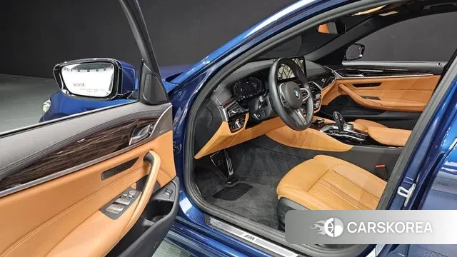 BMW 5 Series (G30) 2020 Синий из Кореи, фото 2