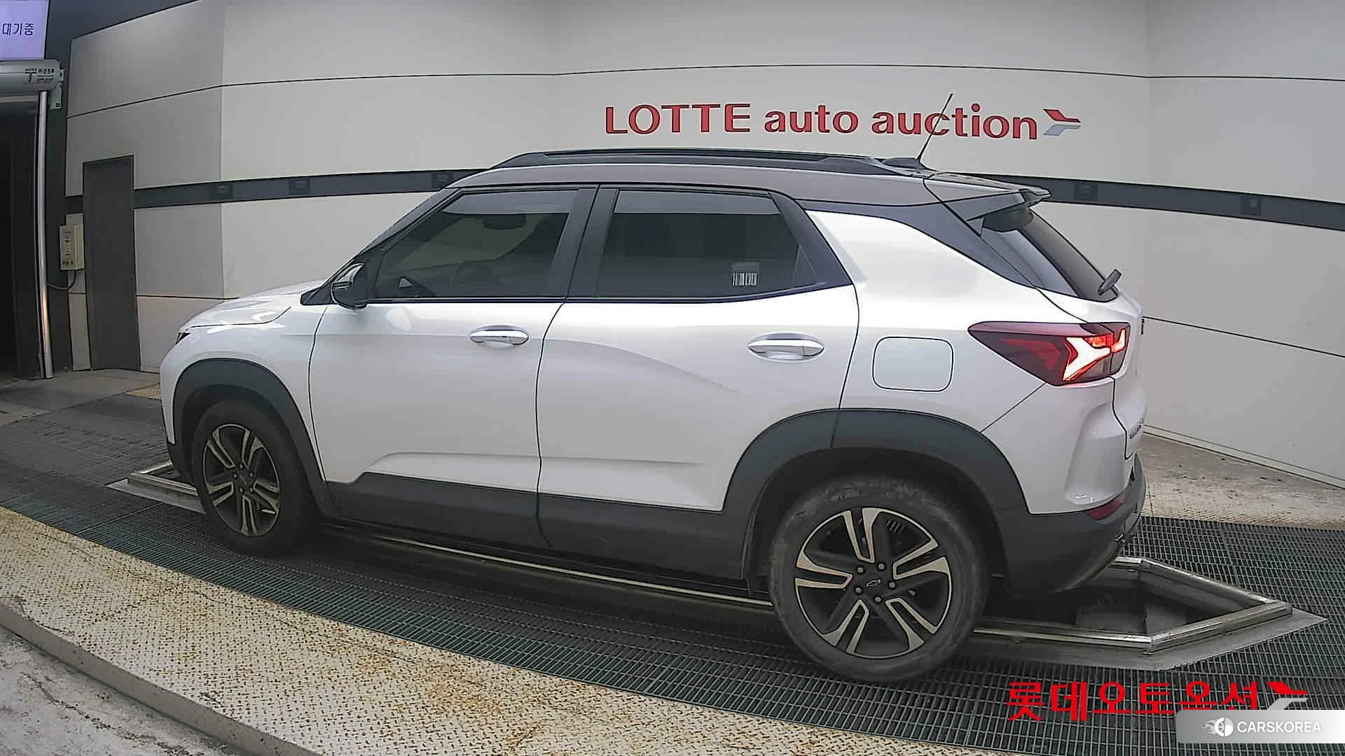 Korea G M TrailBlazer 1.35 Turbo FWD 2022 Белый из Кореи, фото 2