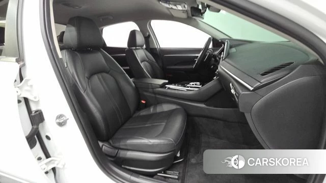 Hyundai Sonata (DN8) 2023 Белый из Кореи, фото 2