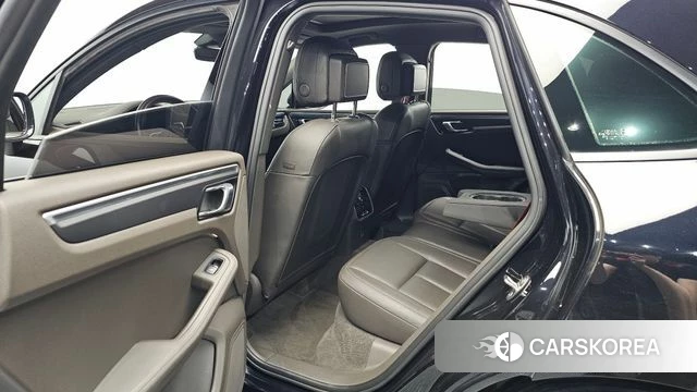 Porsche Macan 2019 Черный из Кореи, фото 2