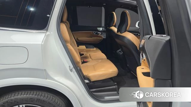 Volvo XC90 second Generation 2023 Белый из Кореи, фото 2