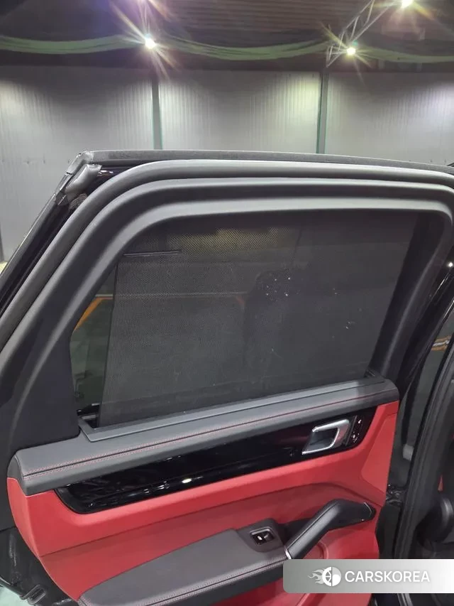 Porsche Cayenne (PO536) 2019 Черный из Кореи, фото 2