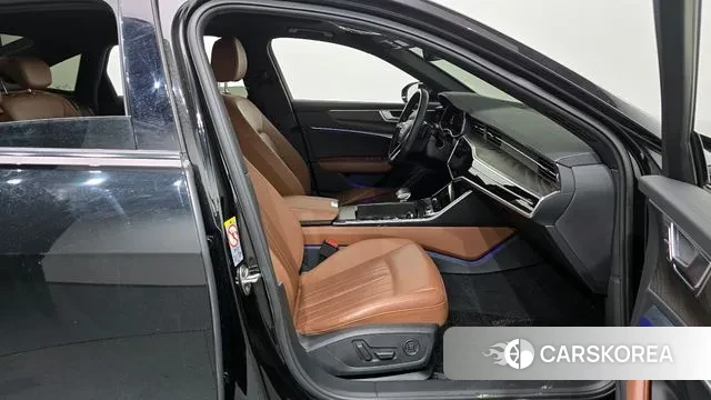 Audi A6 (C8) 2020 Черный из Кореи, фото 2