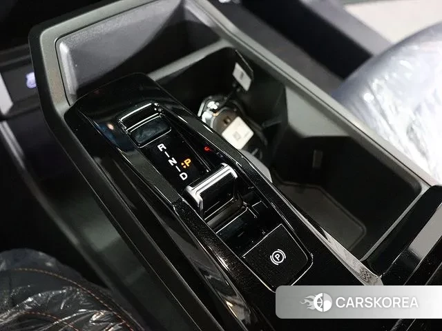 Ssangyong The New Torres 2025 Темно-зеленый из Кореи, фото 2