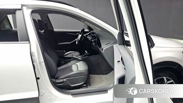 Kia Di Ol Nu Niro 2022 Белый из Кореи, фото 2