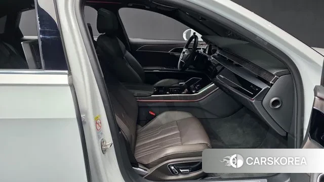 Audi A8 (D5) 2023 Белый из Кореи, фото 2