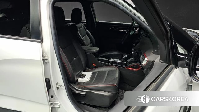 Chevrolet (GM Daewoo) Trailblazer 2021 Белый из Кореи, фото 2